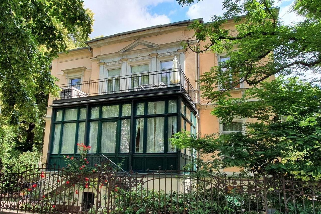 Ferienwohnungen Villa Haniel Julius Dresda Esterno foto