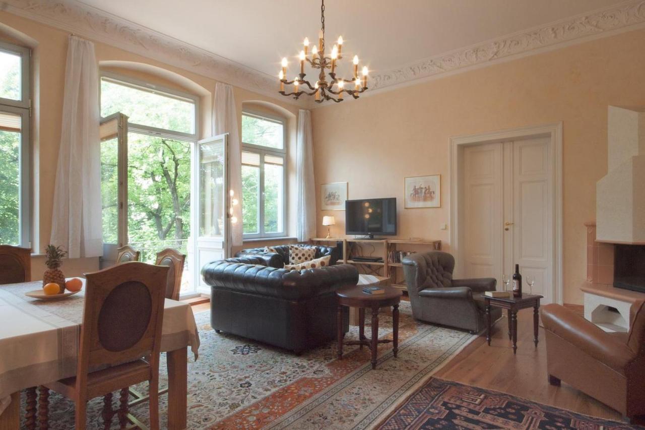 Ferienwohnungen Villa Haniel Julius Dresda Esterno foto